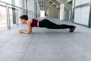 Plank für starke Bauchmuskeln